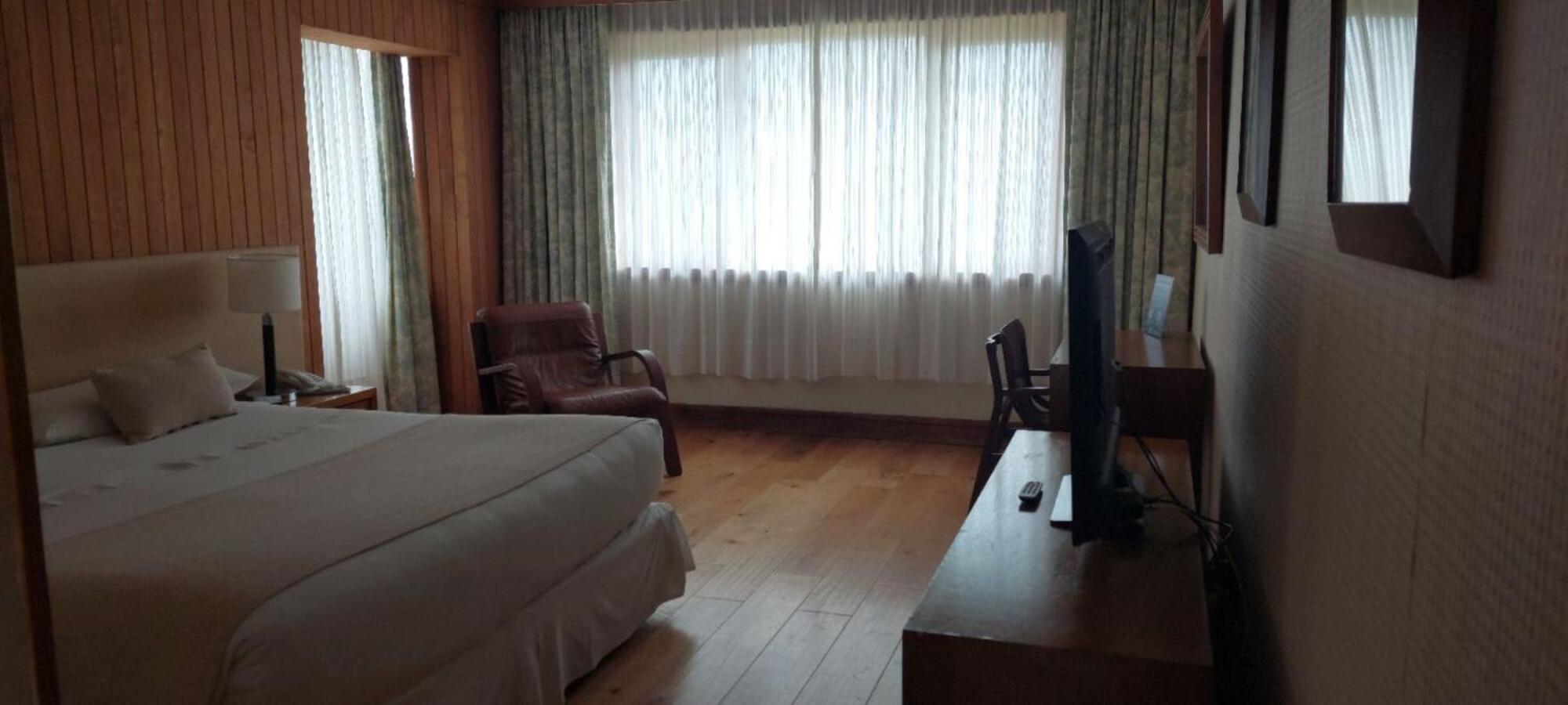 Hotel Y Cabanas Llanuras De Diana - Caja Los Andes Puerto Natales Exteriör bild