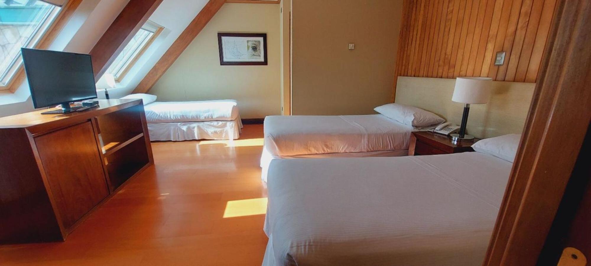 Hotel Y Cabanas Llanuras De Diana - Caja Los Andes Puerto Natales Exteriör bild